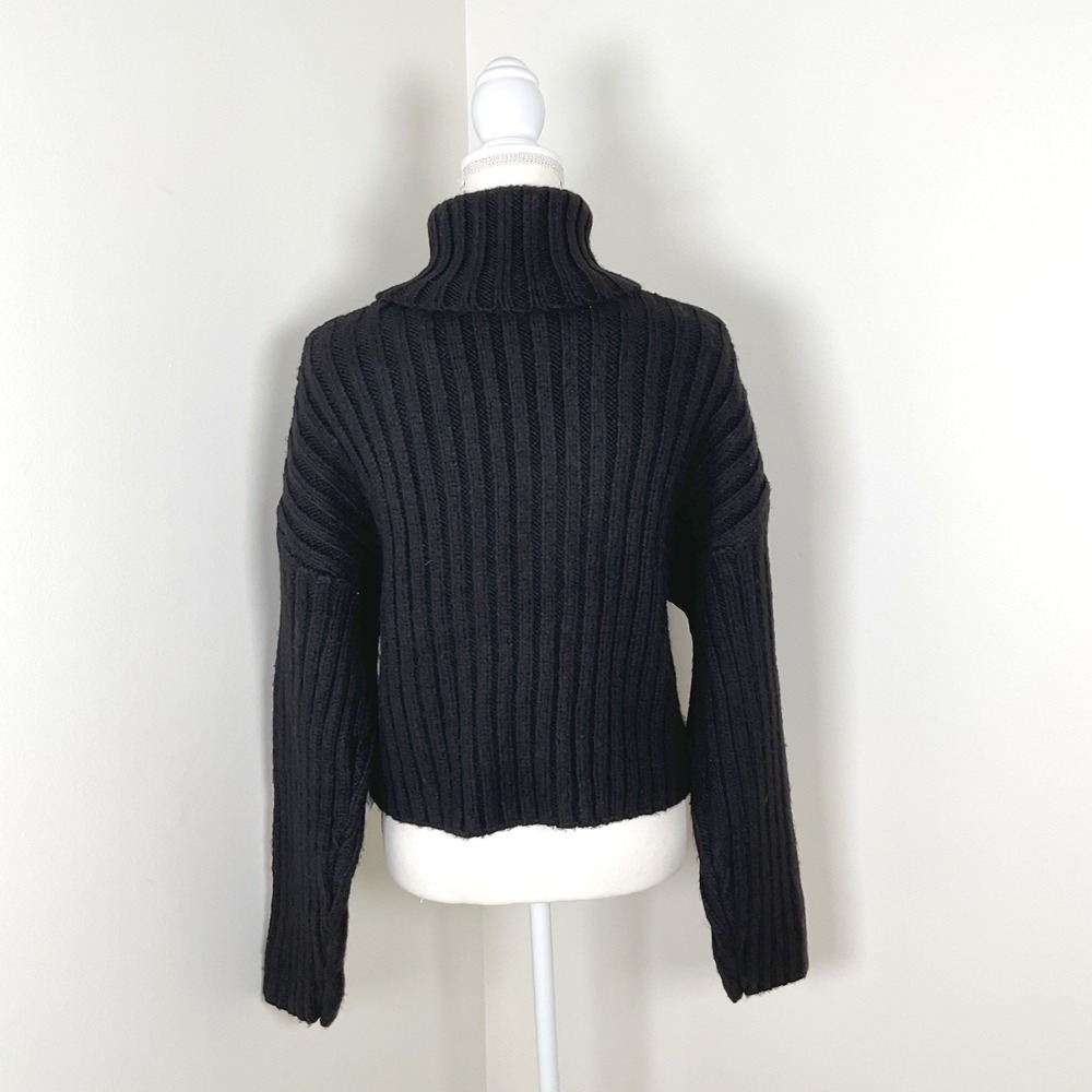 Topshop Womens Black Chunky Knit Ribbed Turtleneck Cropped Fuzzy Sweater US 4-6 - Picture 4 of 8